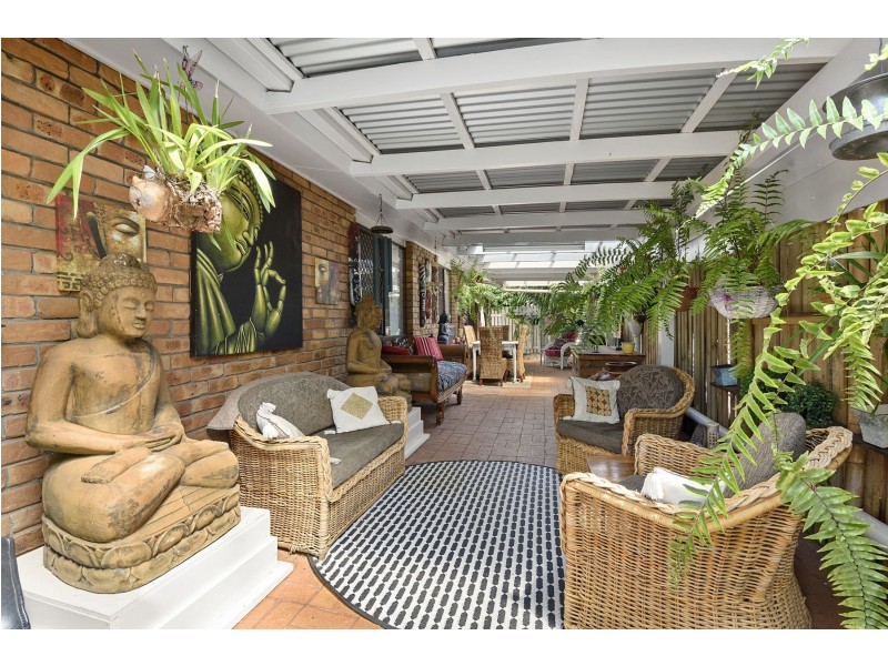 814 Ruthven Street, Kearneys Spring QLD 4350