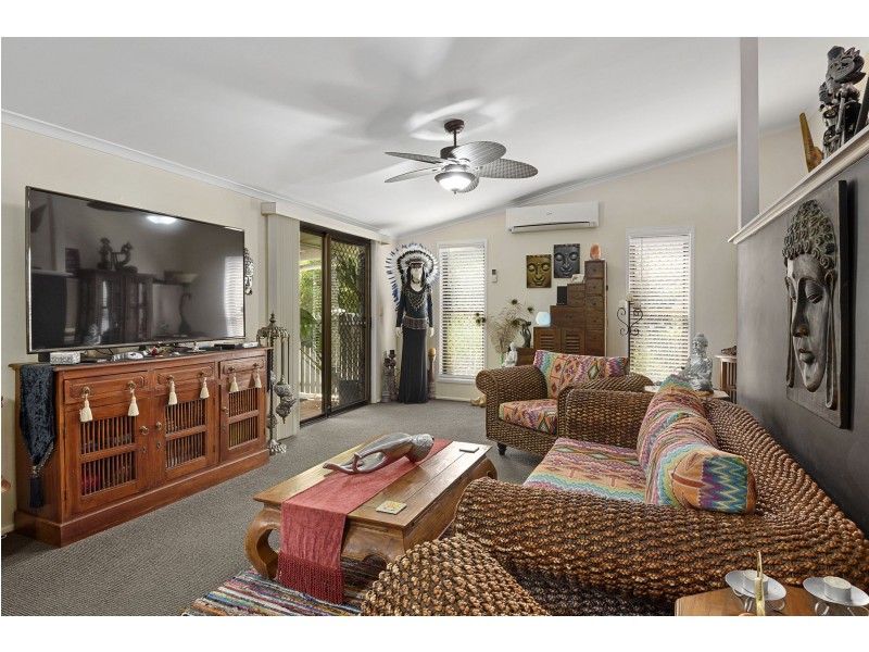 814 Ruthven Street, Kearneys Spring QLD 4350