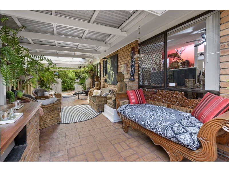 814 Ruthven Street, Kearneys Spring QLD 4350