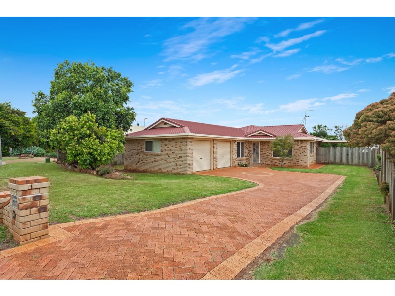 3 Glover Close, Kearneys Spring QLD 4350