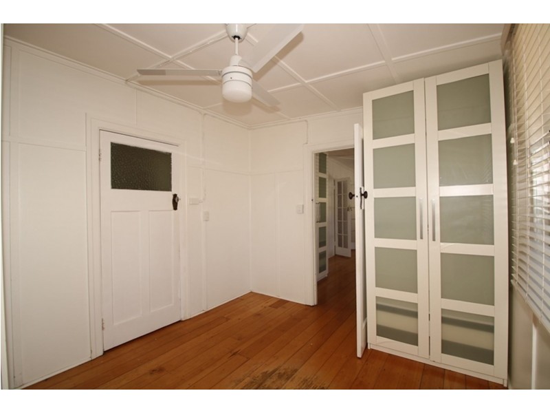 222 Bridge Street, Newtown QLD 4350