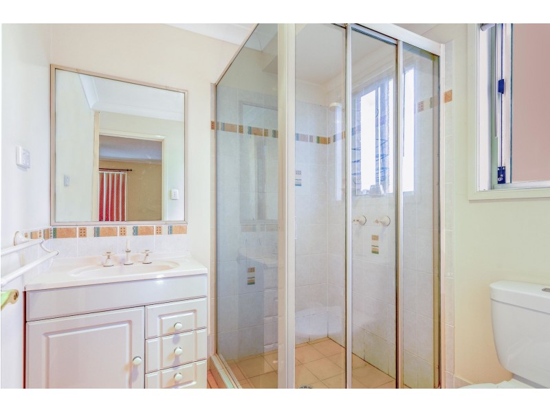 18 Kalimna Drive, Highfields QLD 4352