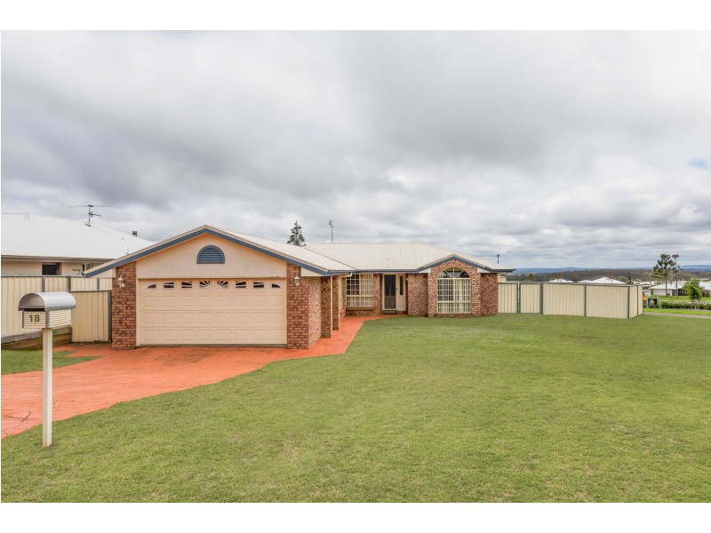 18 Kalimna Drive, Highfields QLD 4352