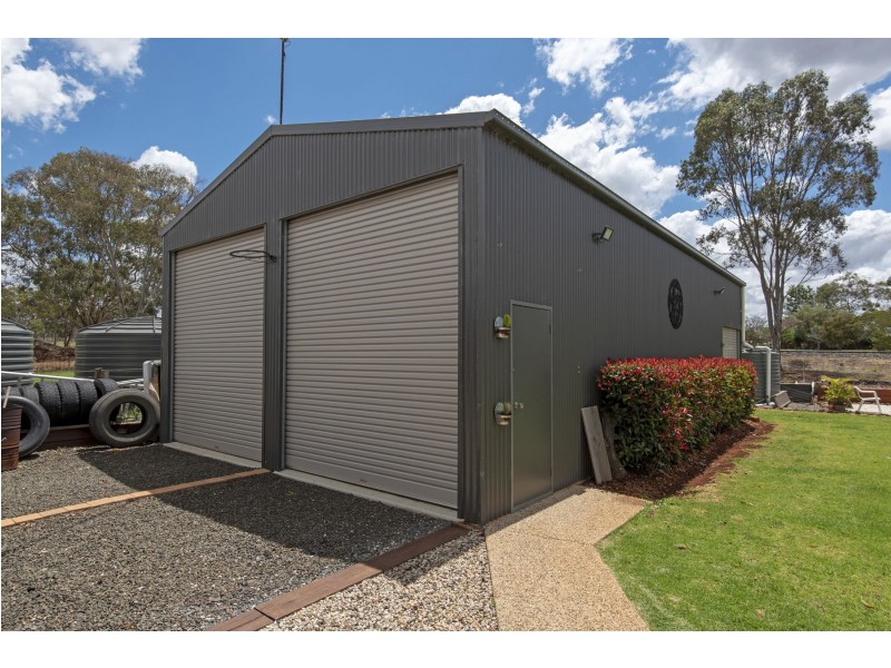 24 Murray Street, Southbrook QLD 4363