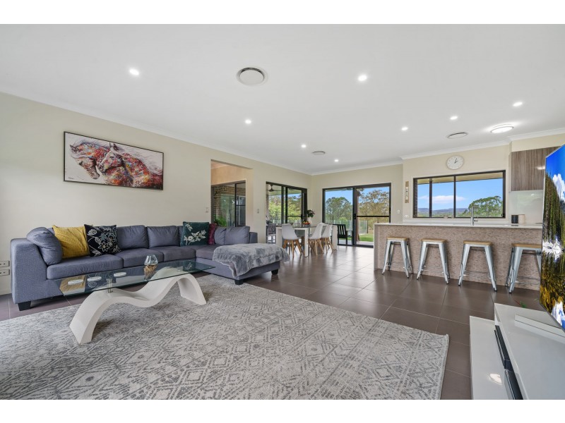 687 Murphys Creek Road, Lockyer QLD 4344