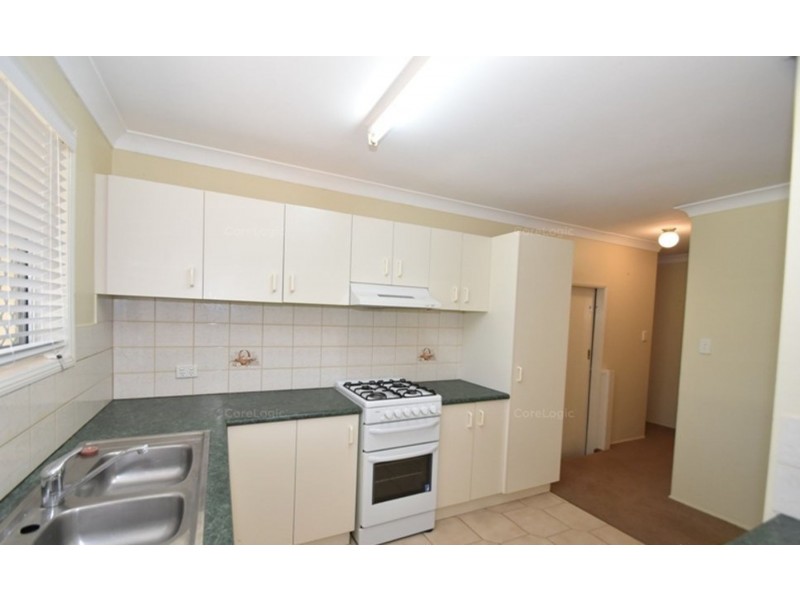 2/5 Beer Court, Kearneys Spring QLD 4350