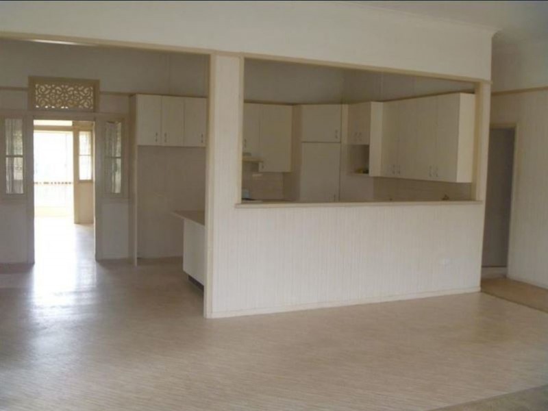 2 Dalmeny Street, Wilsonton QLD 4350