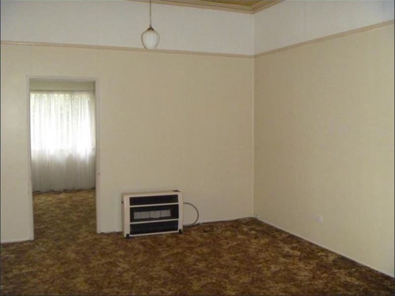 2 Dalmeny Street, Wilsonton QLD 4350