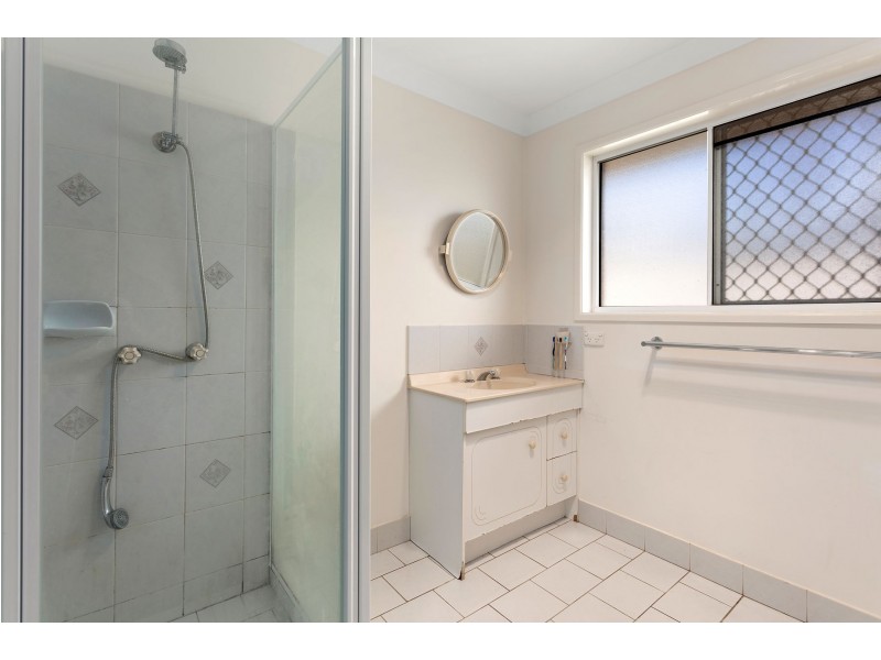 1/3 Quinlan Court, Darling Heights QLD 4350