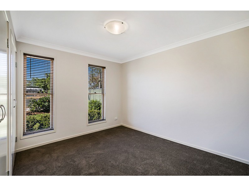 106 Main Street, Westbrook QLD 4350