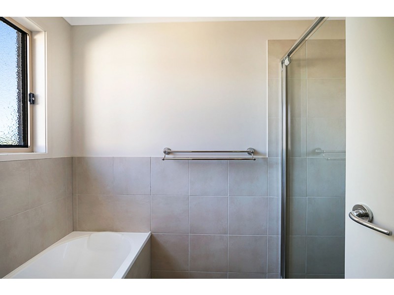 106 Main Street, Westbrook QLD 4350