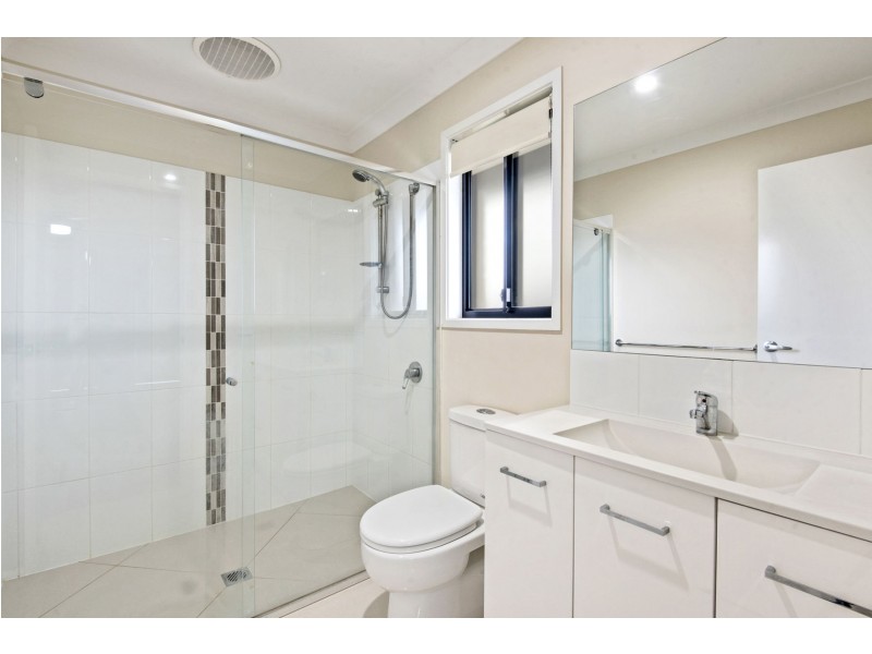 6 Kensei Street, Wyreema QLD 4352