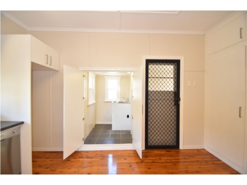 17 Searle Street, South Toowoomba QLD 4350