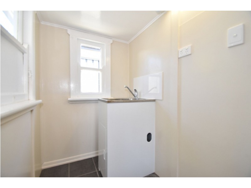 17 Searle Street, South Toowoomba QLD 4350