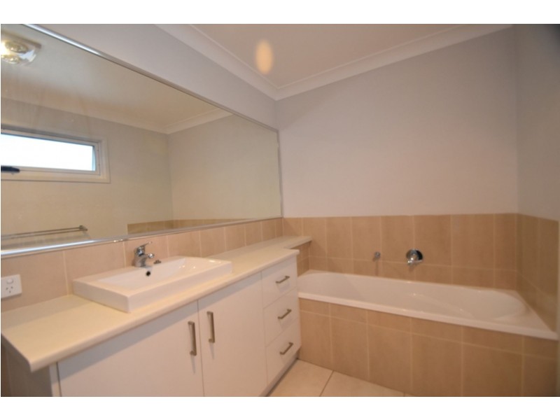 3/73 Bridge Street, Mount Lofty QLD 4350