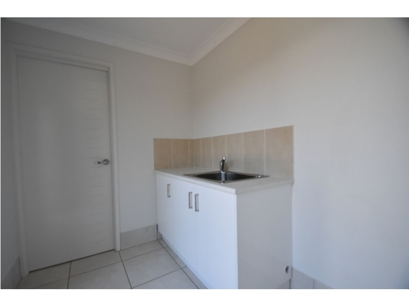 3/73 Bridge Street, Mount Lofty QLD 4350