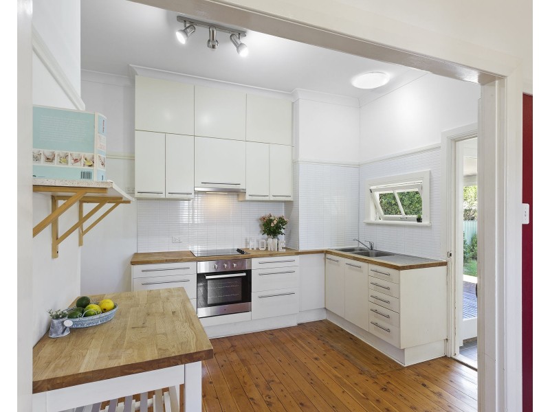 12A Delacey Street, North Toowoomba QLD 4350