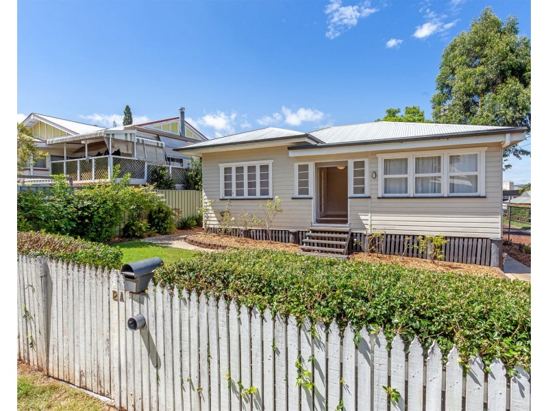 12A Delacey Street, North Toowoomba QLD 4350