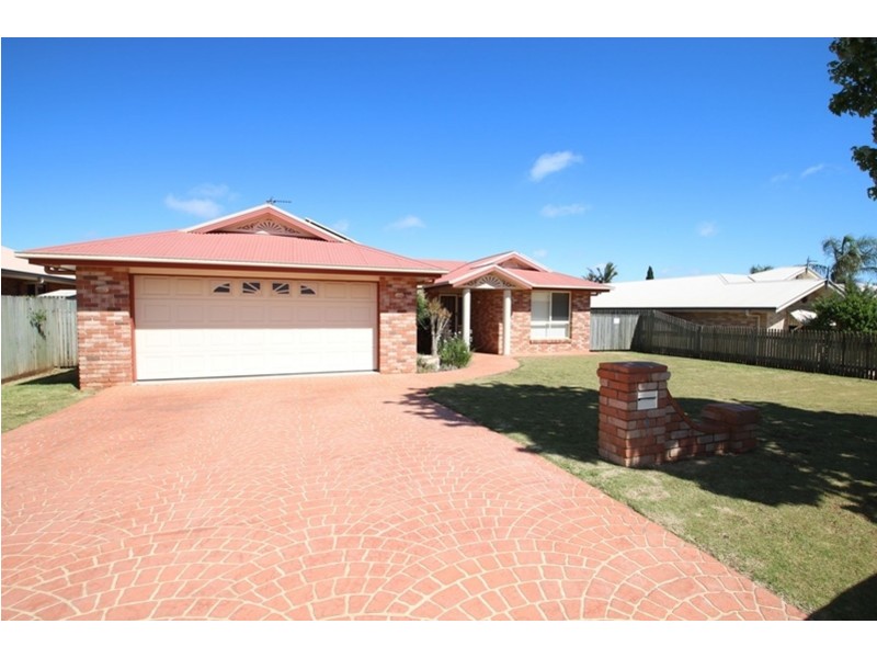 9 Paulene Crescent, Kearneys Spring QLD 4350