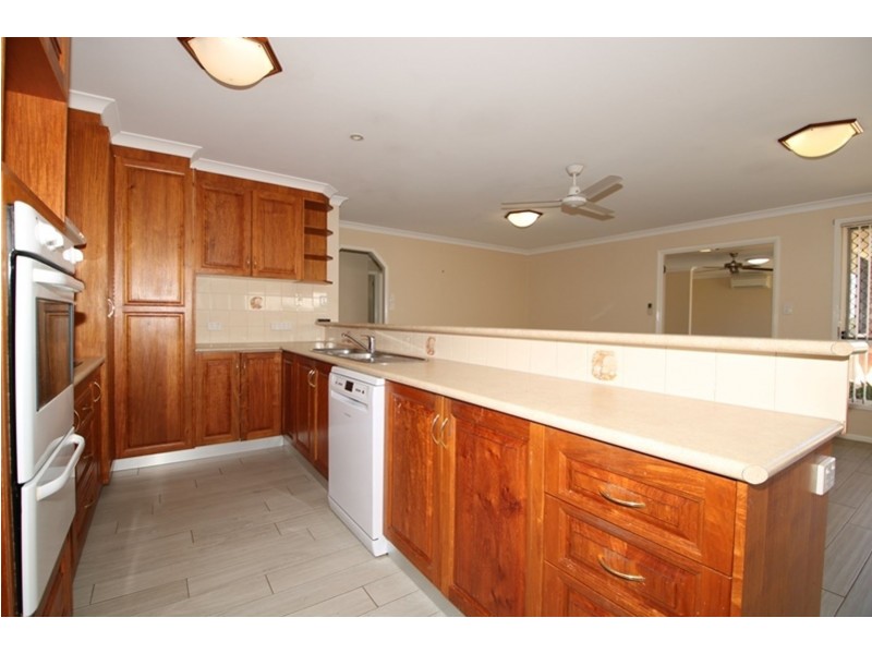 9 Paulene Crescent, Kearneys Spring QLD 4350