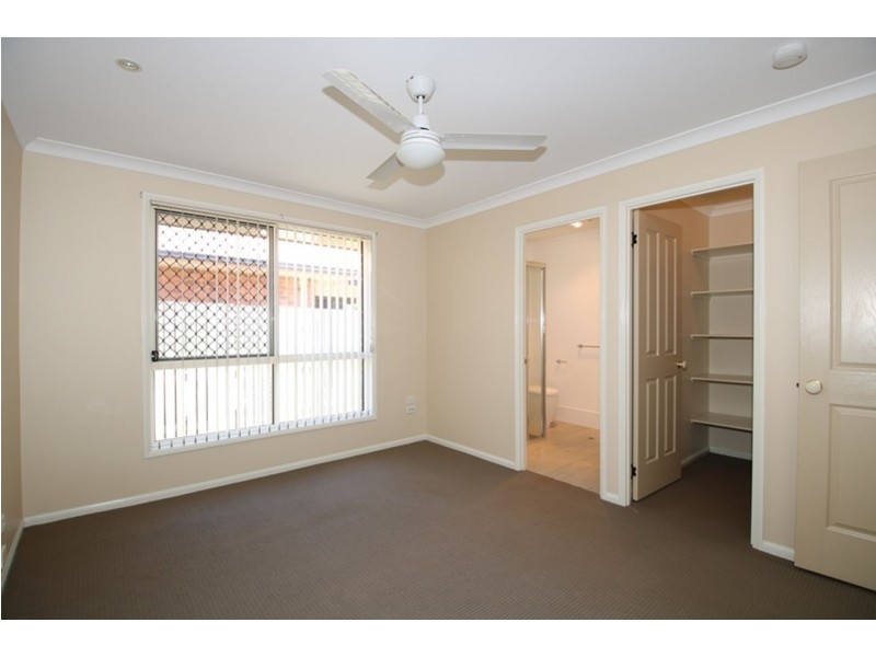 9 Paulene Crescent, Kearneys Spring QLD 4350