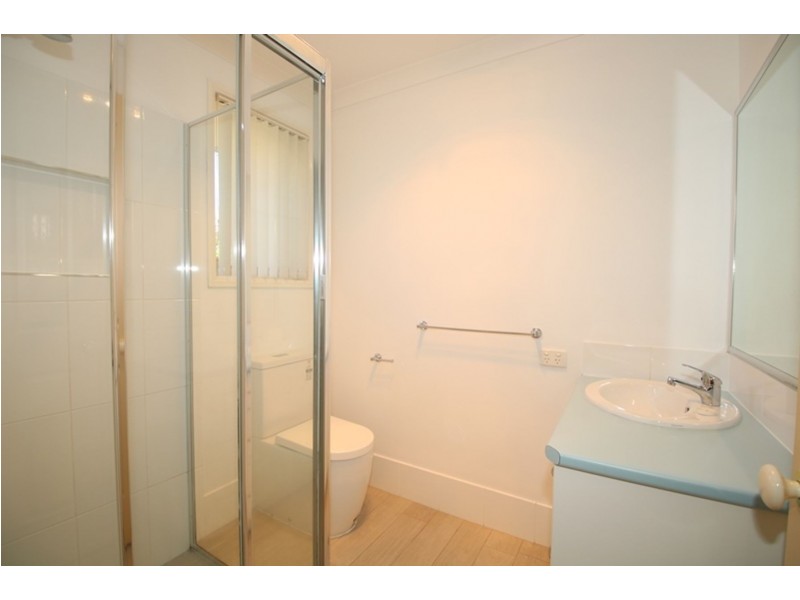 9 Paulene Crescent, Kearneys Spring QLD 4350