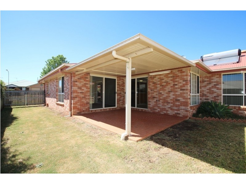 9 Paulene Crescent, Kearneys Spring QLD 4350