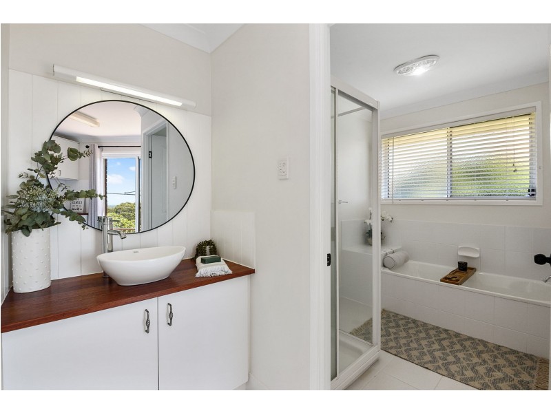 6 Hull Court, Highfields QLD 4352