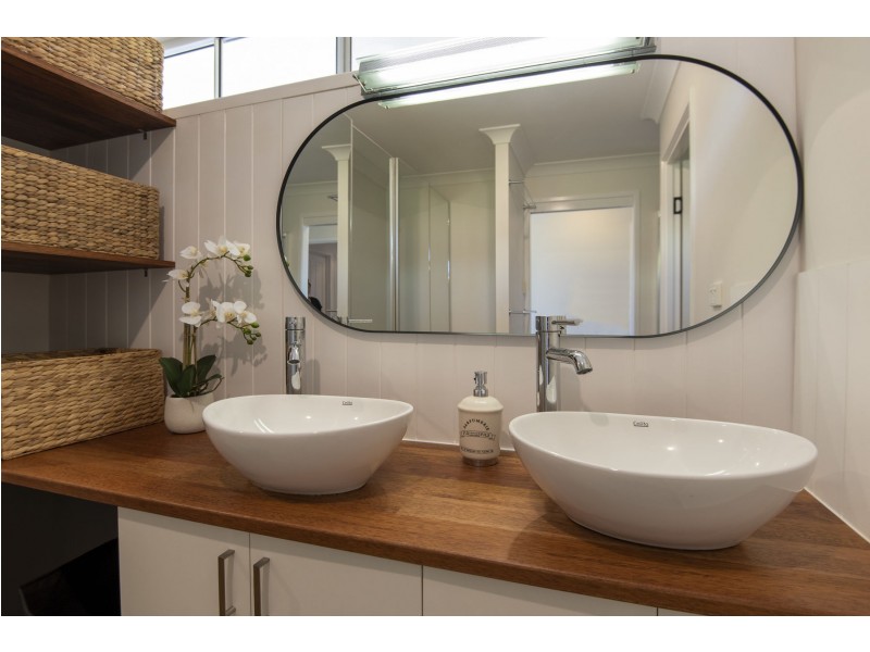 6 Hull Court, Highfields QLD 4352