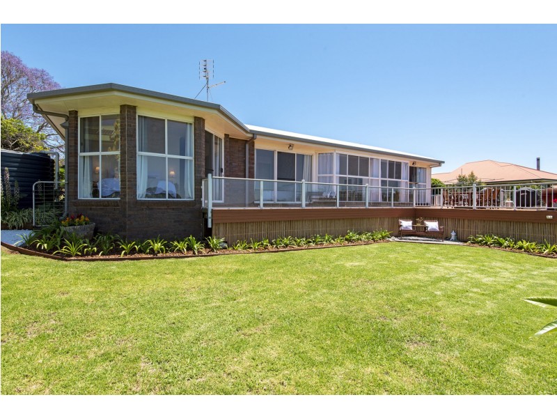 6 Hull Court, Highfields QLD 4352