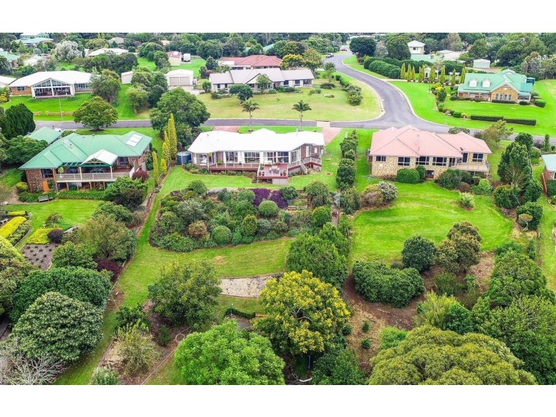 6 Hull Court, Highfields QLD 4352