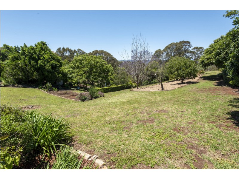 6 Hull Court, Highfields QLD 4352