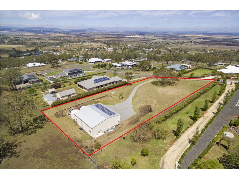 18 Timothy Drive, Vale View QLD 4352