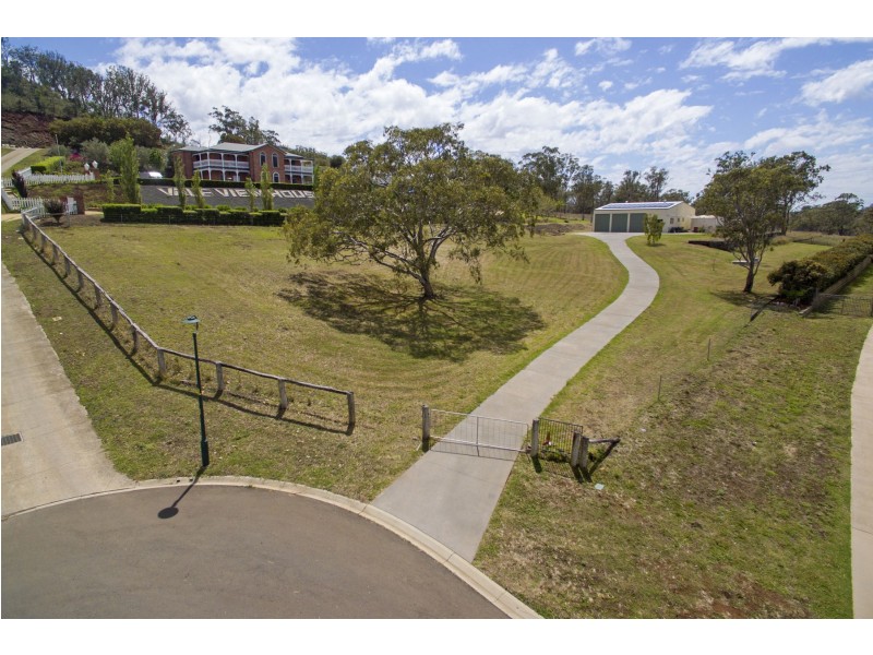 18 Timothy Drive, Vale View QLD 4352