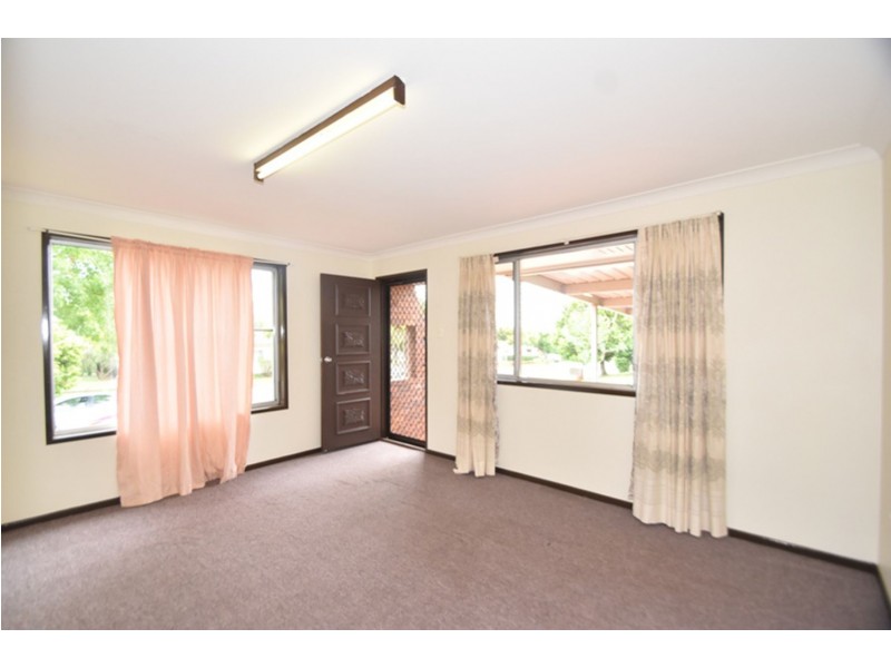 1/380 Hume Street, Centenary Heights QLD 4350