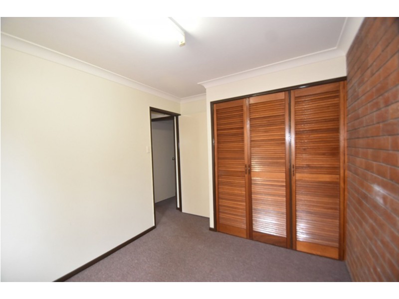 1/380 Hume Street, Centenary Heights QLD 4350