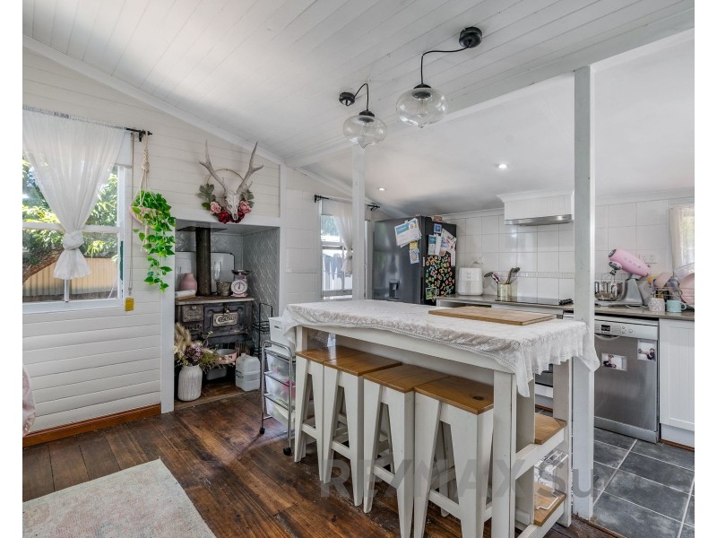 2 Laurel Lane, Toowoomba City QLD 4350
