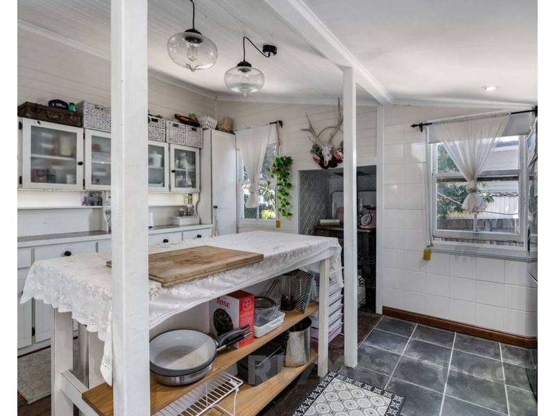 2 Laurel Lane, Toowoomba City QLD 4350