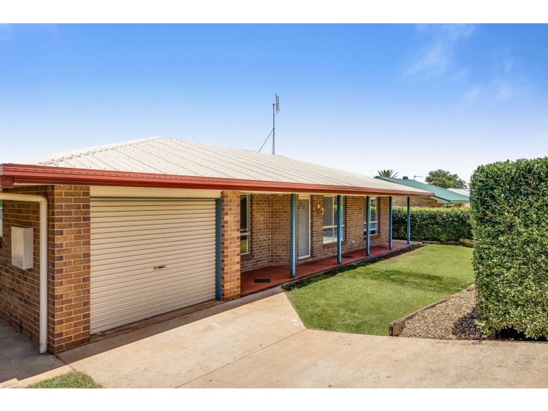 28 Liquidambar Street, Glenvale QLD 4350