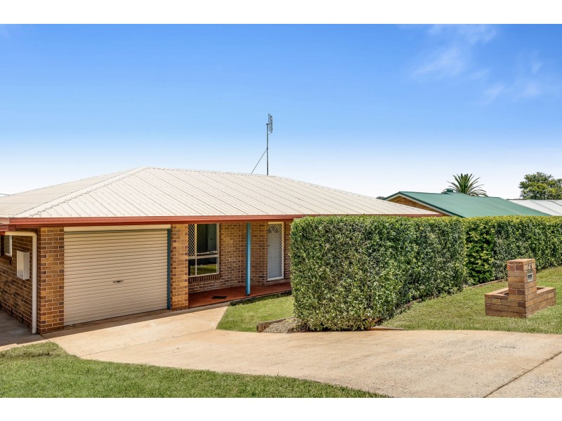 28 Liquidambar Street, Glenvale QLD 4350