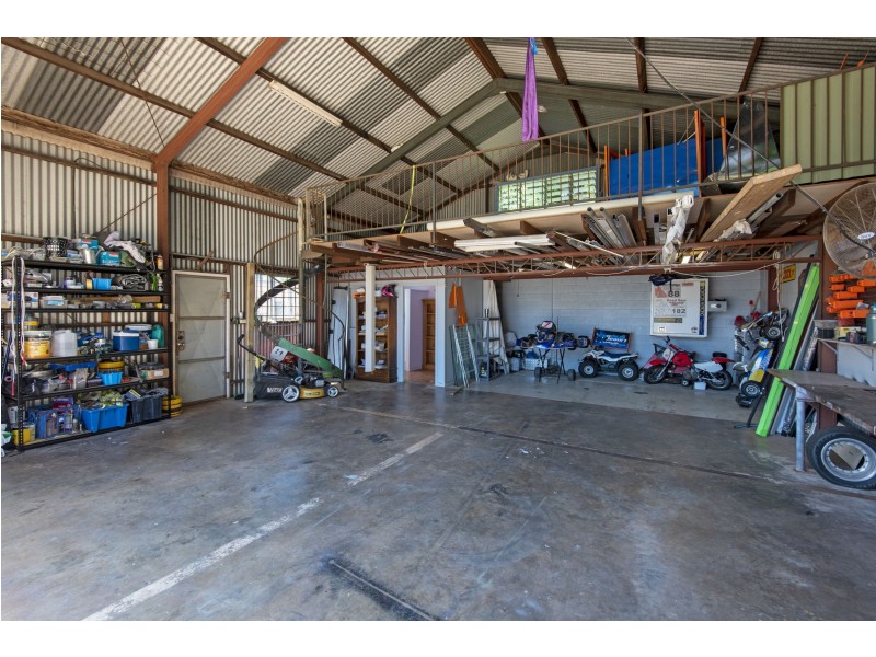 16 Seaton Street, South Toowoomba QLD 4350