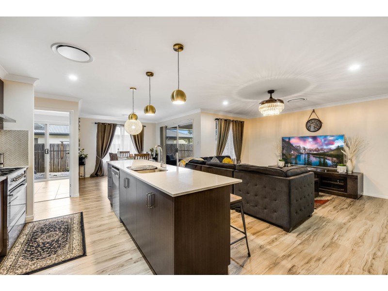 3A Nash Drive, Glenvale QLD 4350