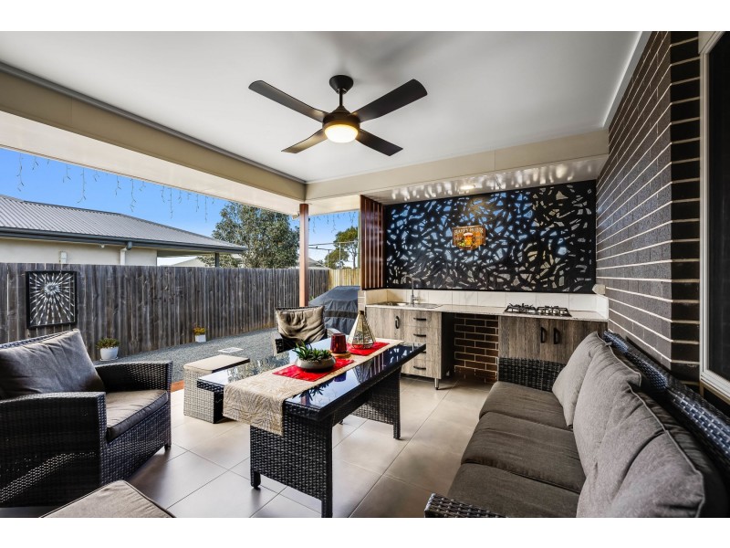 3A Nash Drive, Glenvale QLD 4350