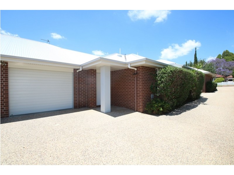 3/9 Cranley Street, South Toowoomba QLD 4350