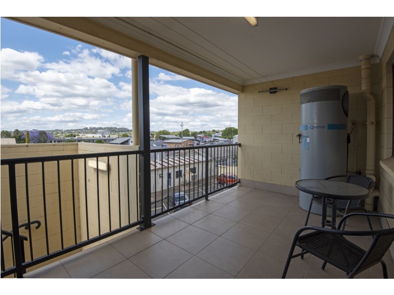 8/5 Joseph Street, Toowoomba QLD 4350