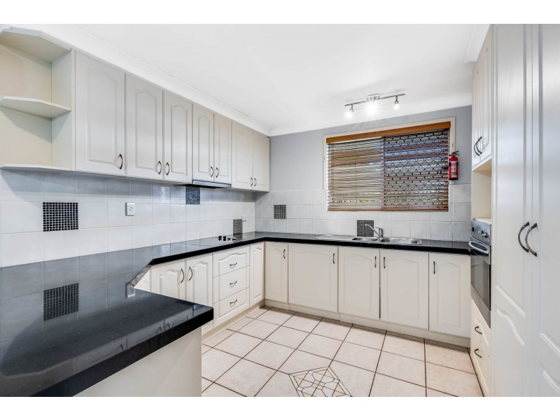 6 Ludgate Court, Rockville QLD 4350