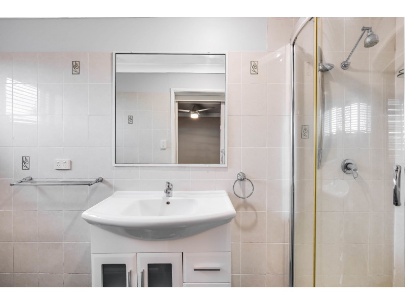 6 Ludgate Court, Rockville QLD 4350