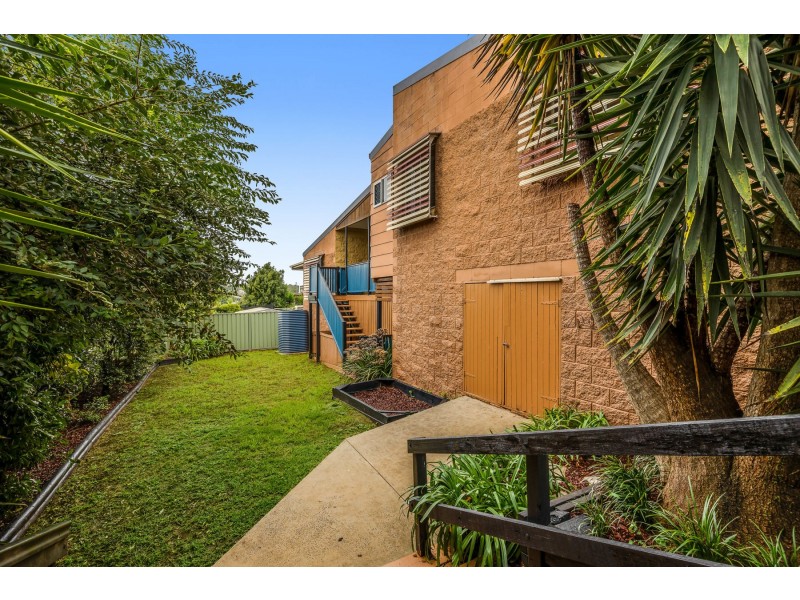 6 Ludgate Court, Rockville QLD 4350