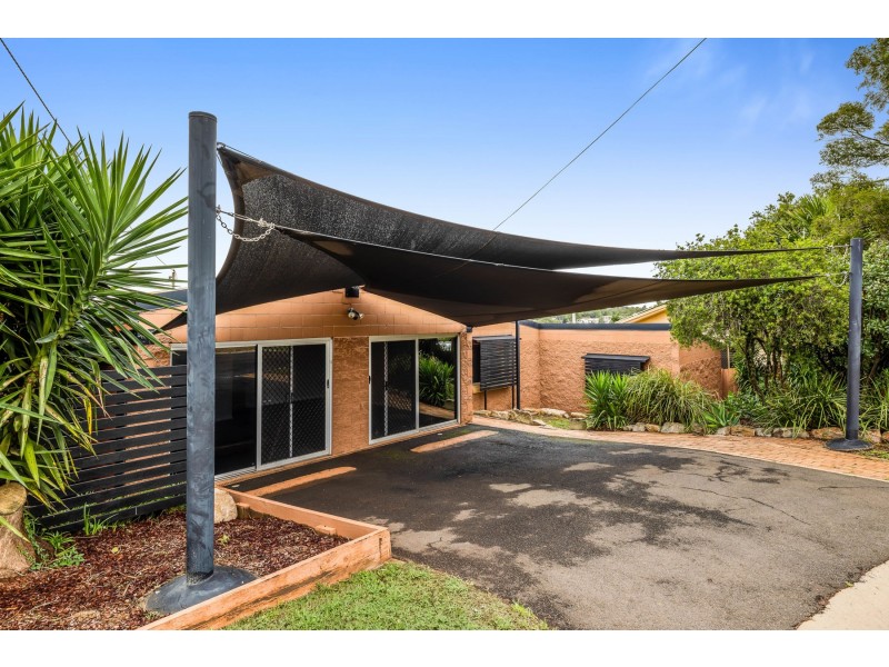 6 Ludgate Court, Rockville QLD 4350
