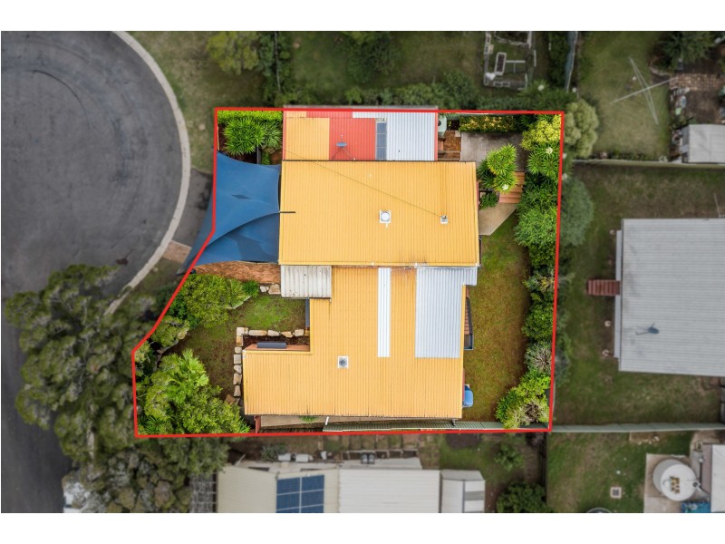 6 Ludgate Court, Rockville QLD 4350